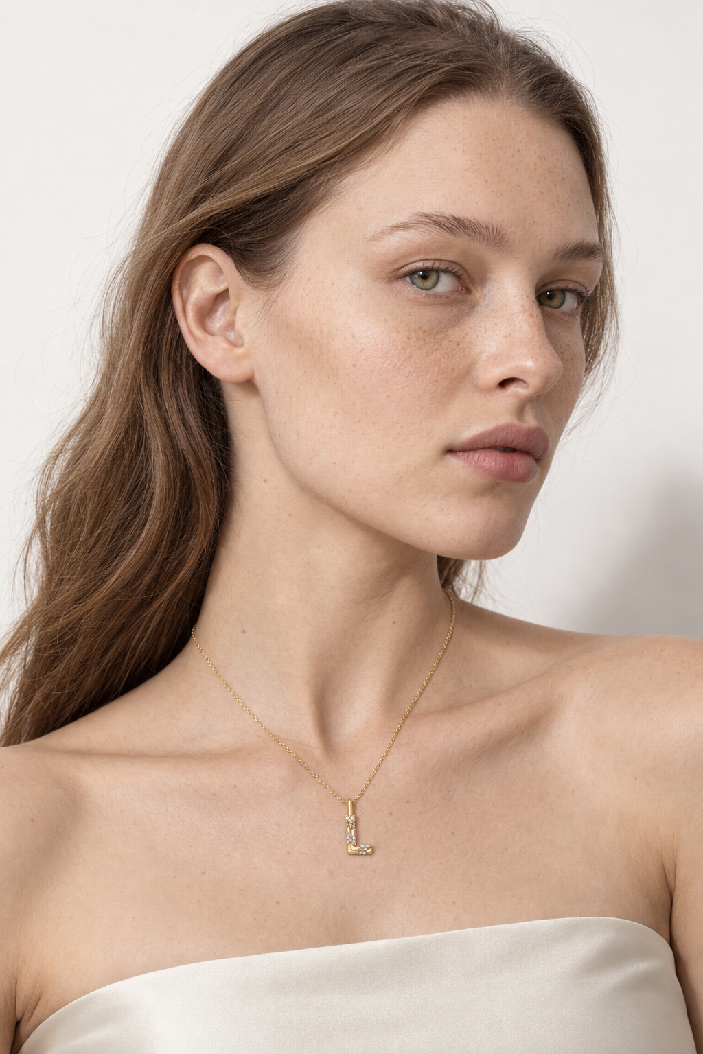 Initial letter pendant necklace