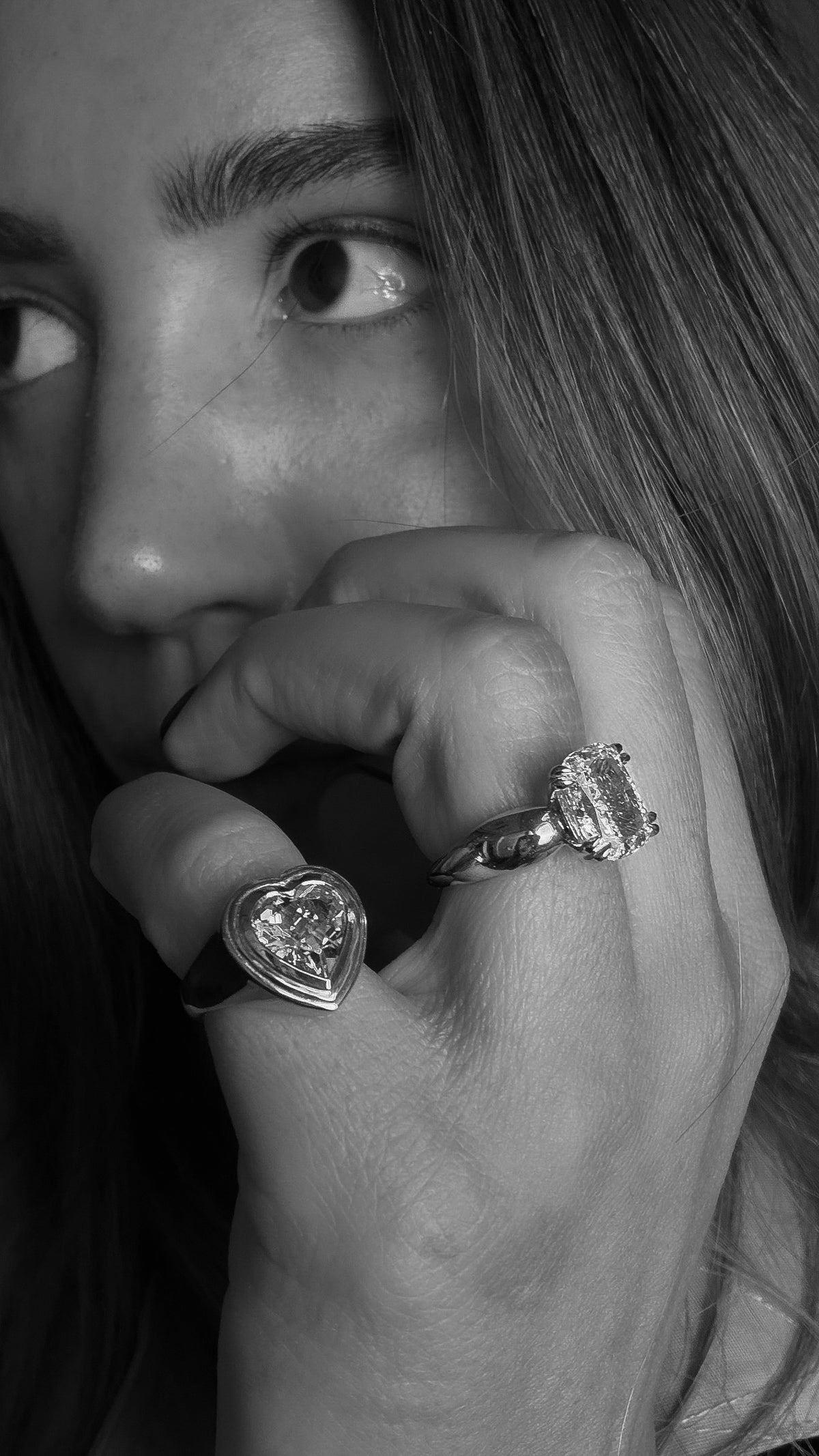Amore Pinky Ring