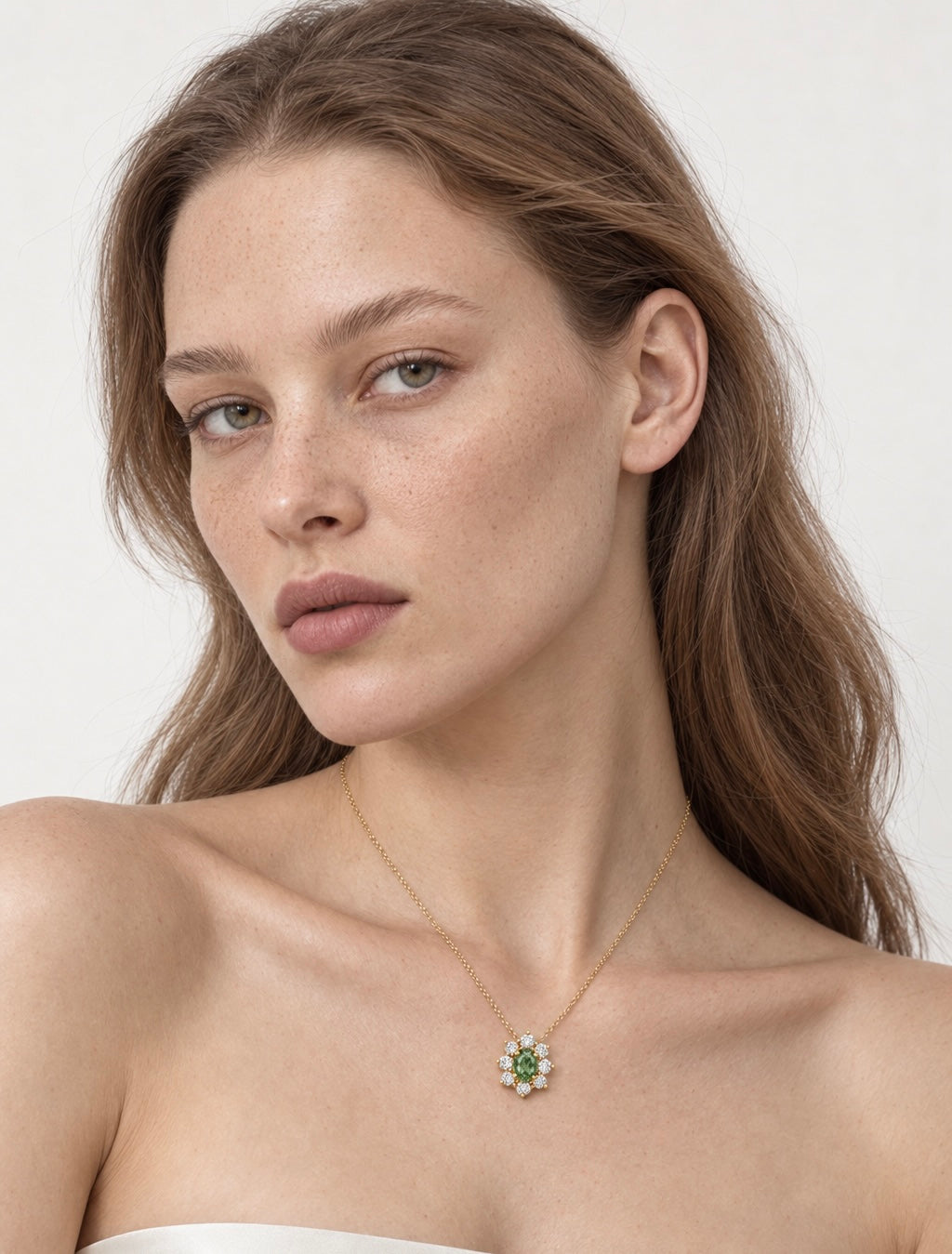 Lilia Necklace