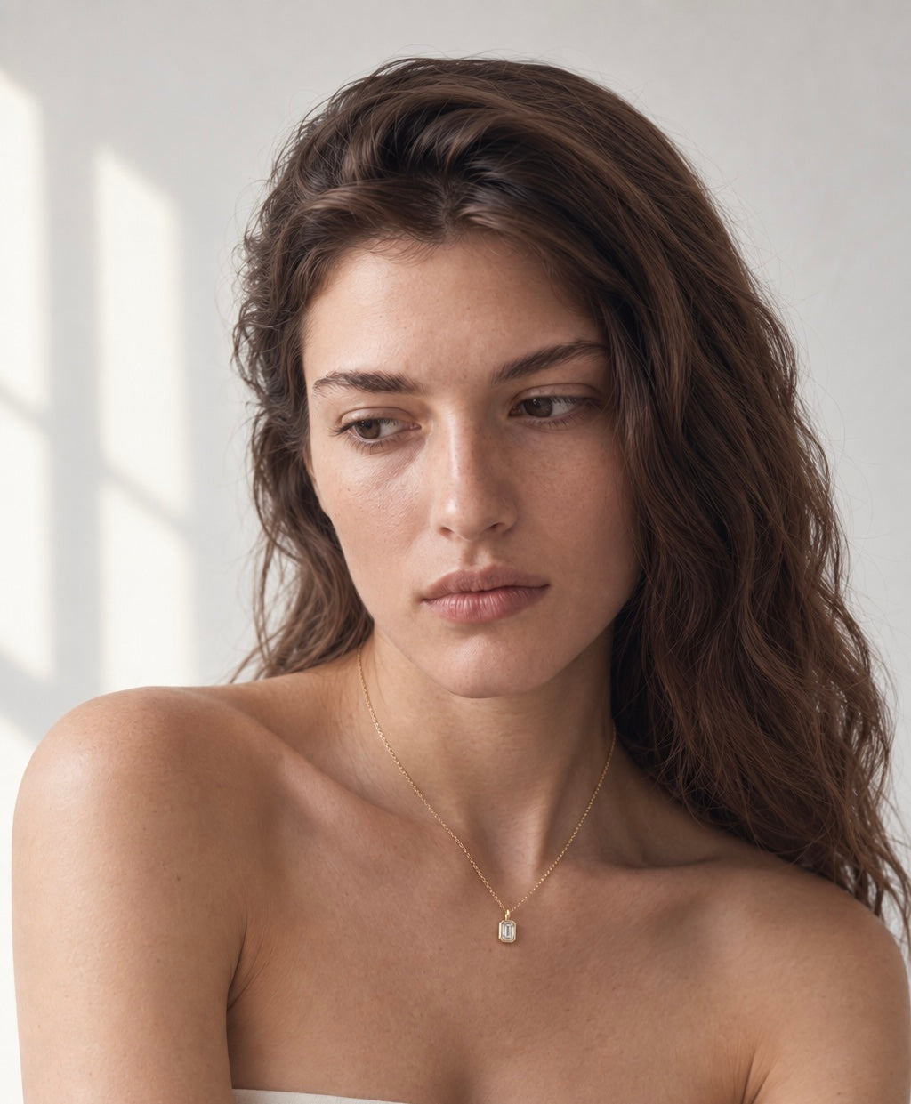 Ione Emerald Diamond Necklace