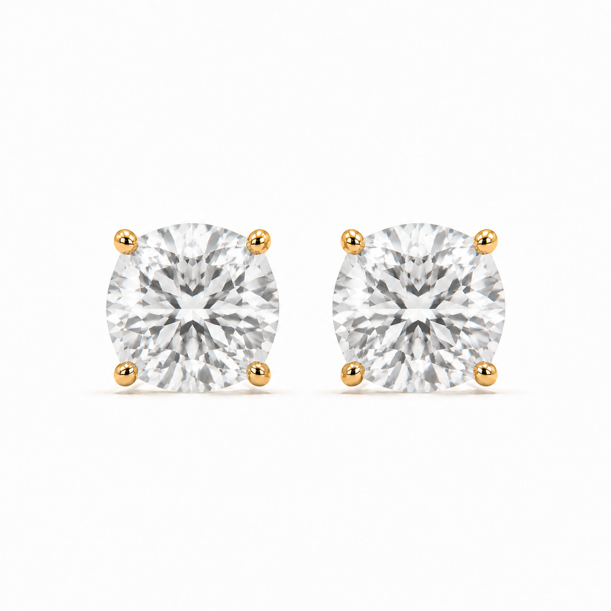 Round Diamond Studs